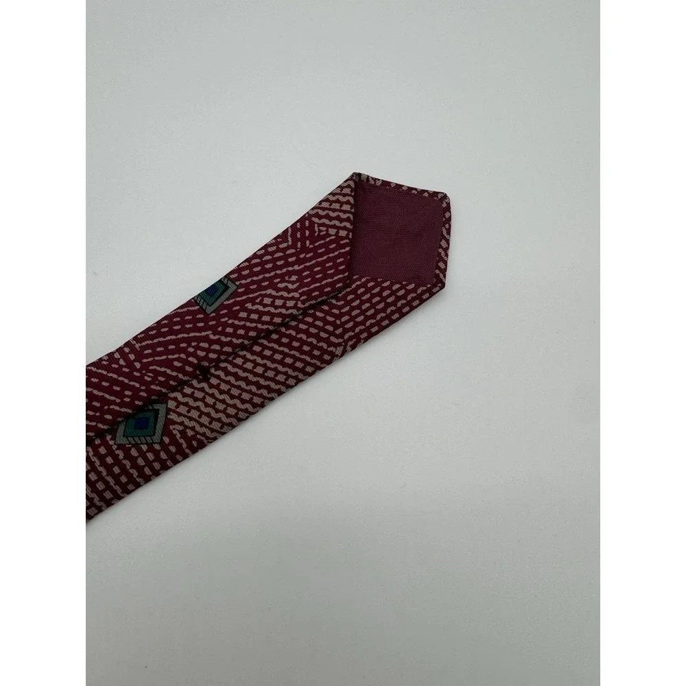 Regatta 80 Men's Neck Tie Red Geometric Diamond Pattern Classic Business Tie